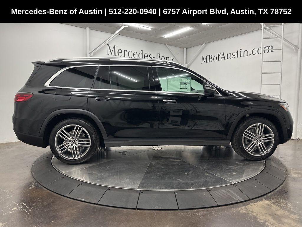 new 2025 Mercedes-Benz GLS 450 car, priced at $92,455