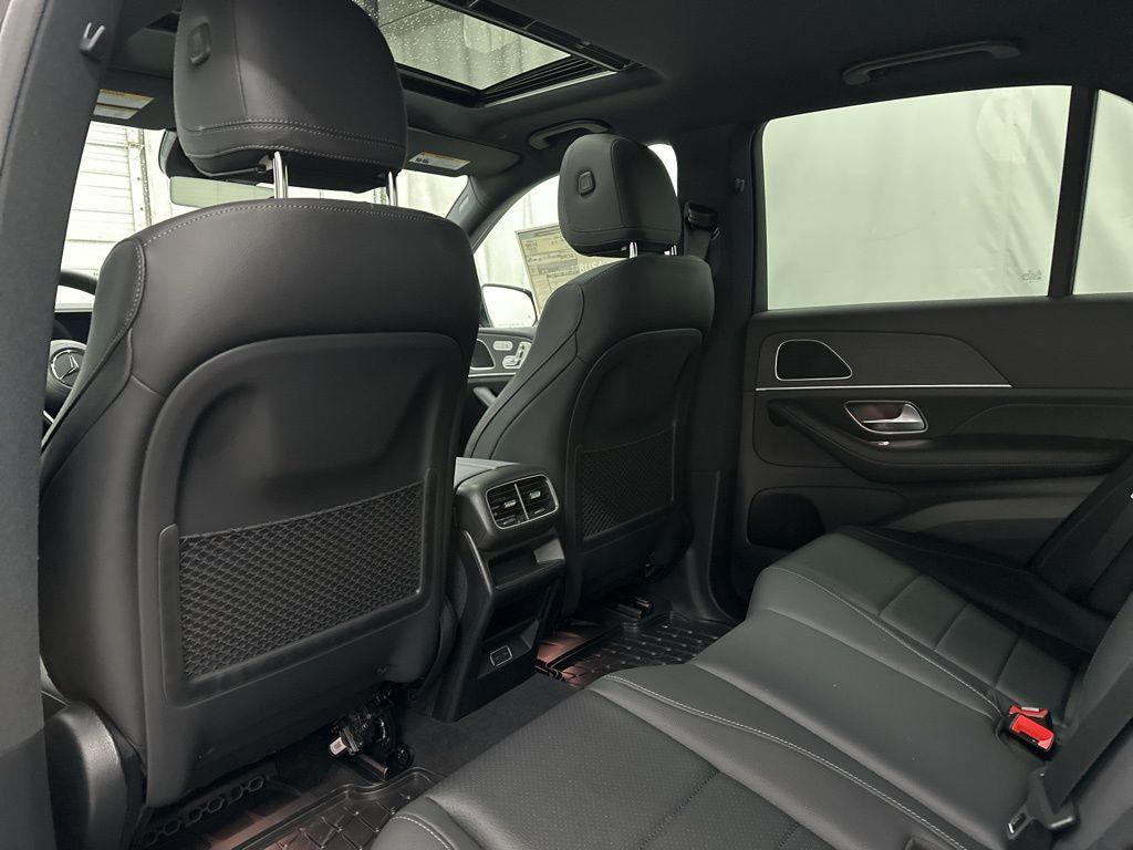 used 2025 Mercedes-Benz GLE 350 car, priced at $66,915