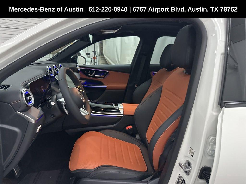 new 2025 Mercedes-Benz GLC 300 car, priced at $61,610