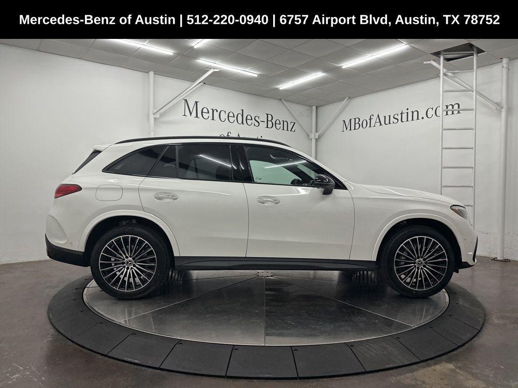 new 2025 Mercedes-Benz GLC 300 car, priced at $61,610