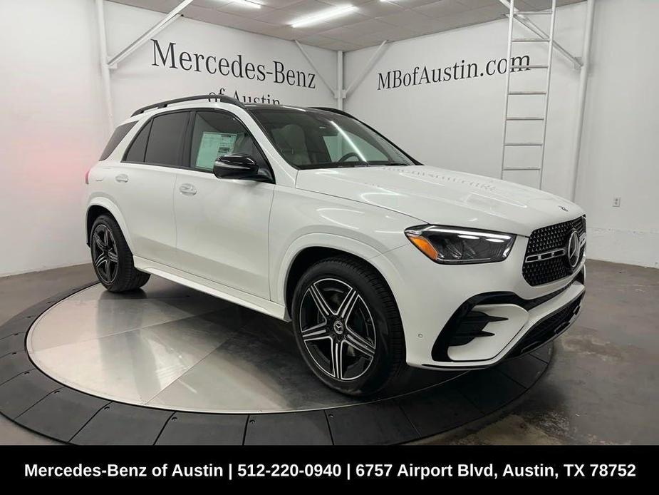 new 2025 Mercedes-Benz GLE 450 car, priced at $81,720