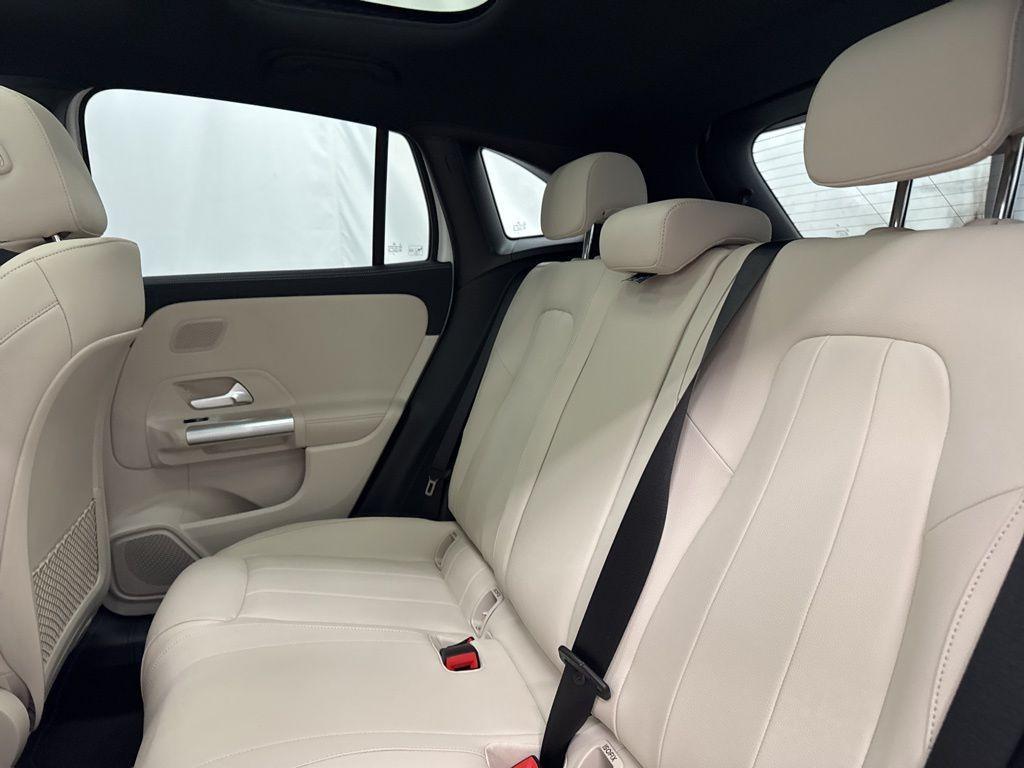 new 2026 Mercedes-Benz GLA 250 car, priced at $48,350