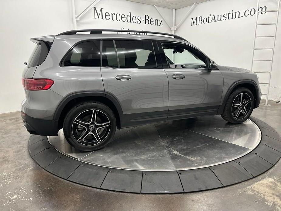 new 2025 Mercedes-Benz GLB 250 car, priced at $56,245