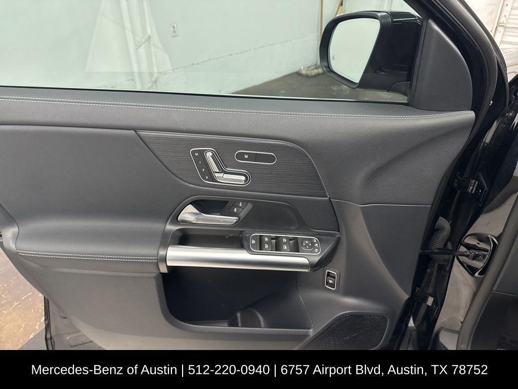 used 2025 Mercedes-Benz GLA 250 car, priced at $39,900