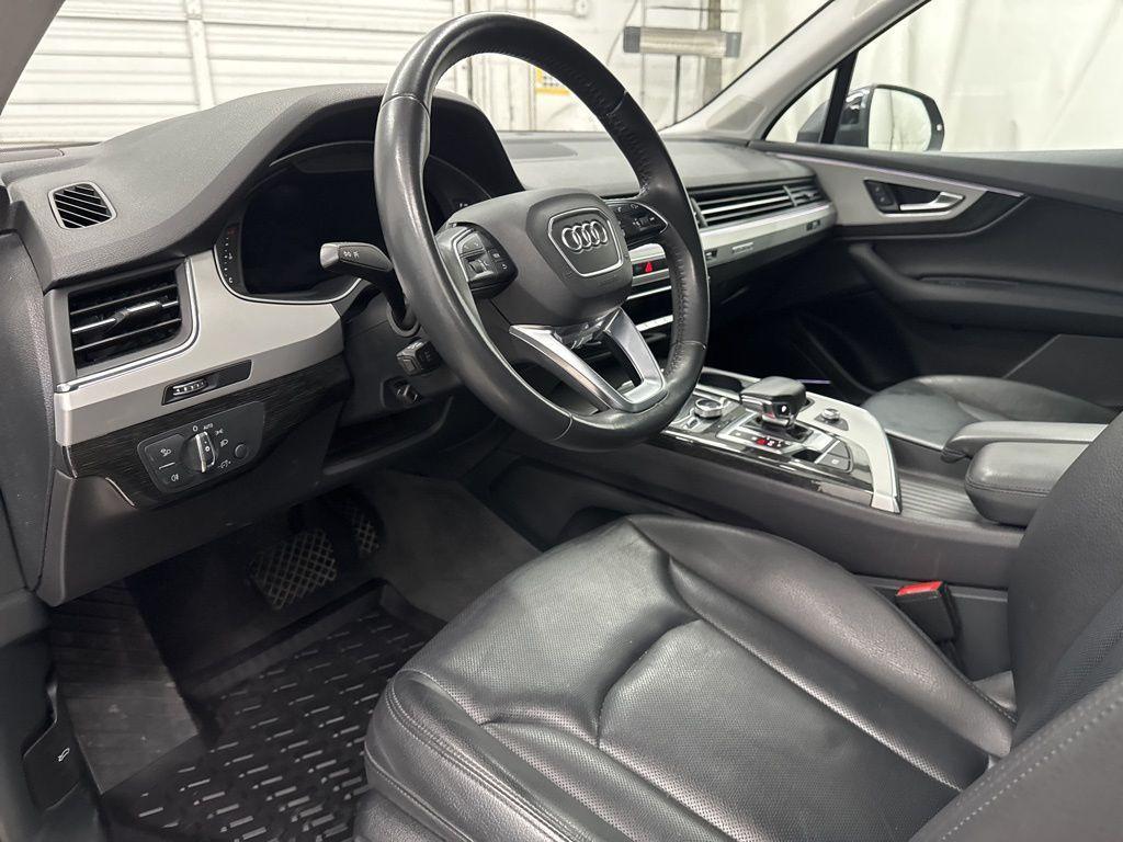 used 2019 Audi Q7 car, priced at $19,500