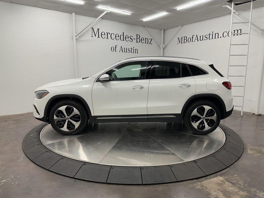 new 2025 Mercedes-Benz GLA 250 car, priced at $48,570