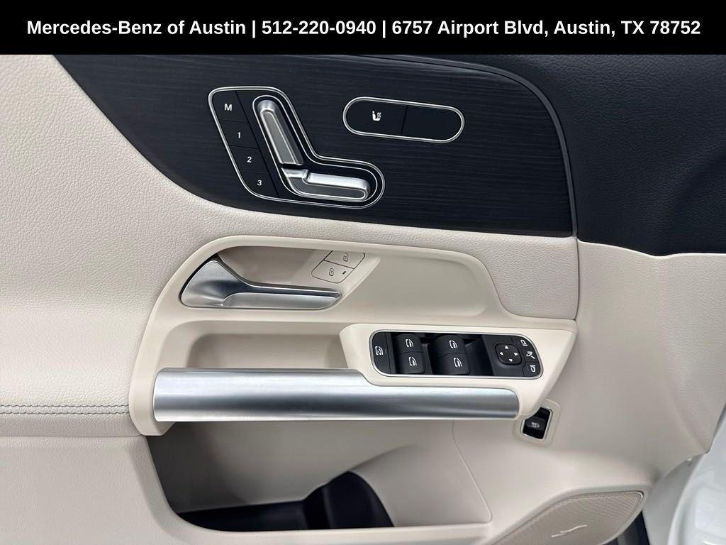 used 2025 Mercedes-Benz GLA 250 car, priced at $49,210
