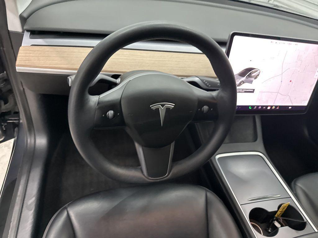 used 2021 Tesla Model 3 car, priced at $23,500