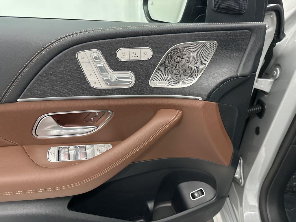 new 2026 Mercedes-Benz GLE 450 car, priced at $88,850