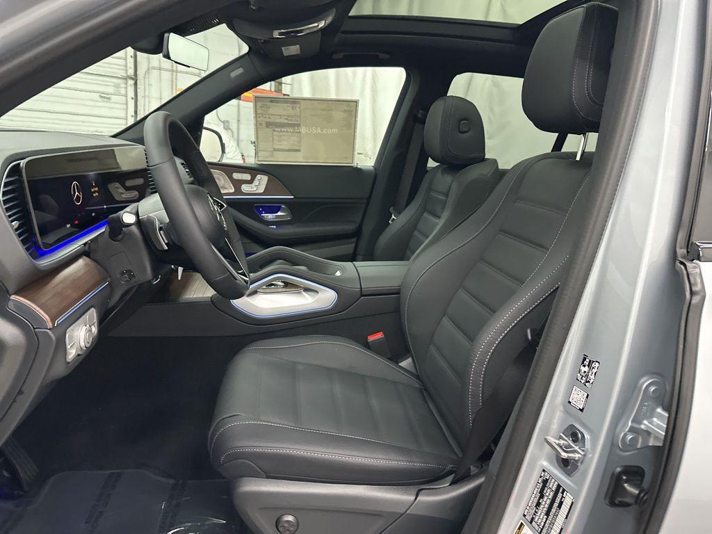 new 2026 Mercedes-Benz GLE 580 car, priced at $95,395