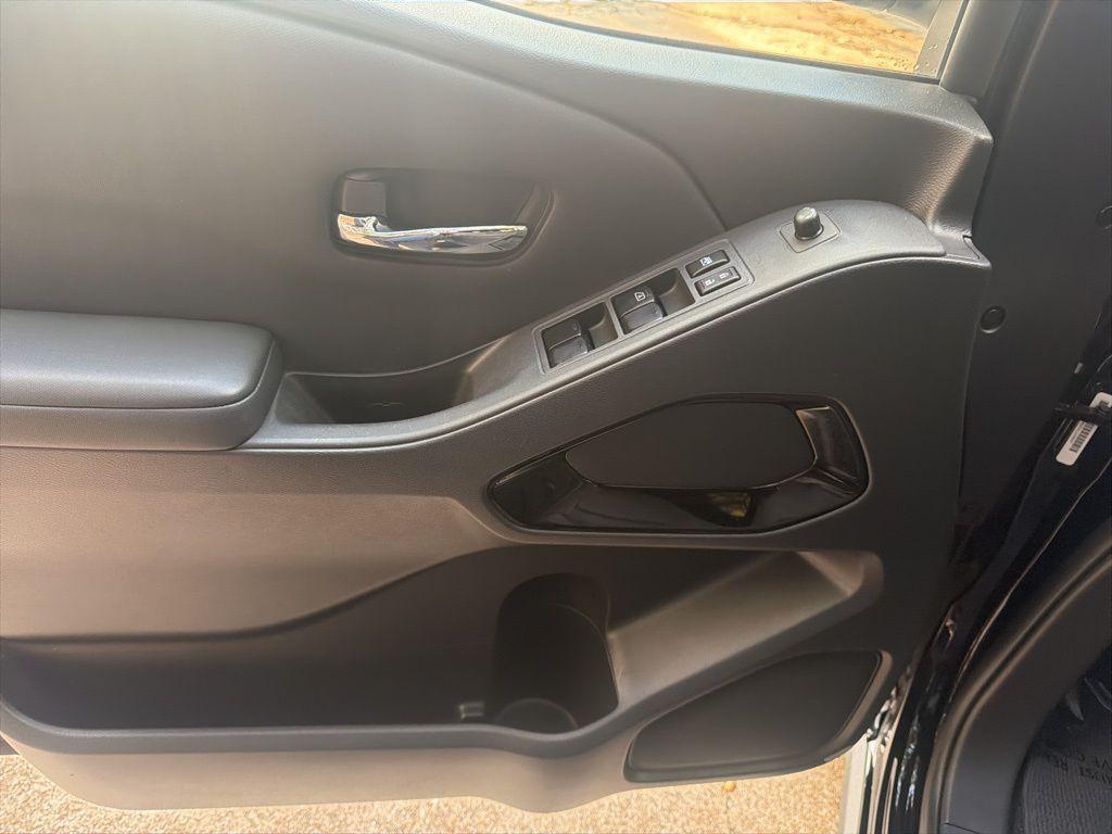 used 2023 Nissan Frontier car, priced at $26,900