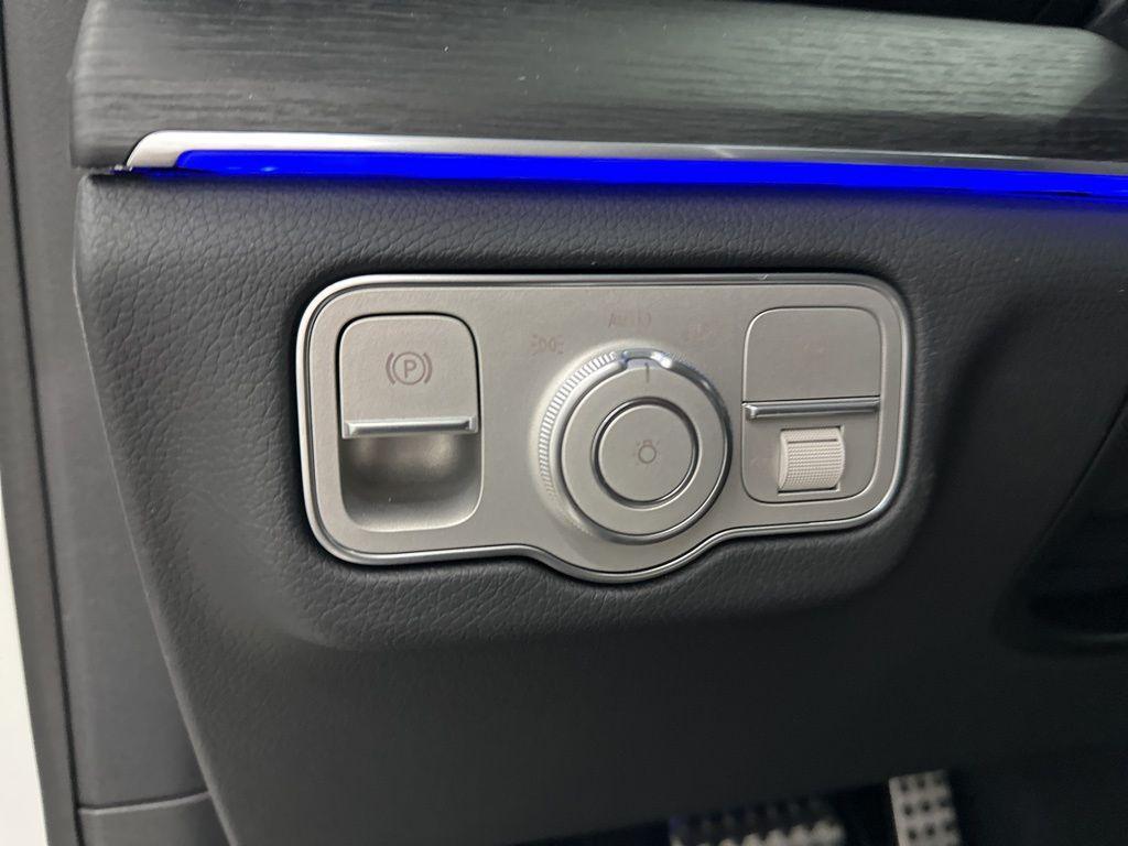 new 2026 Mercedes-Benz GLE 580 car, priced at $102,190