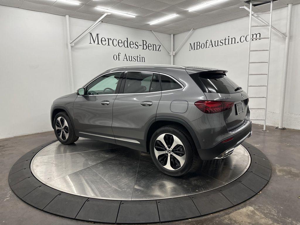 new 2025 Mercedes-Benz GLA 250 car, priced at $49,285