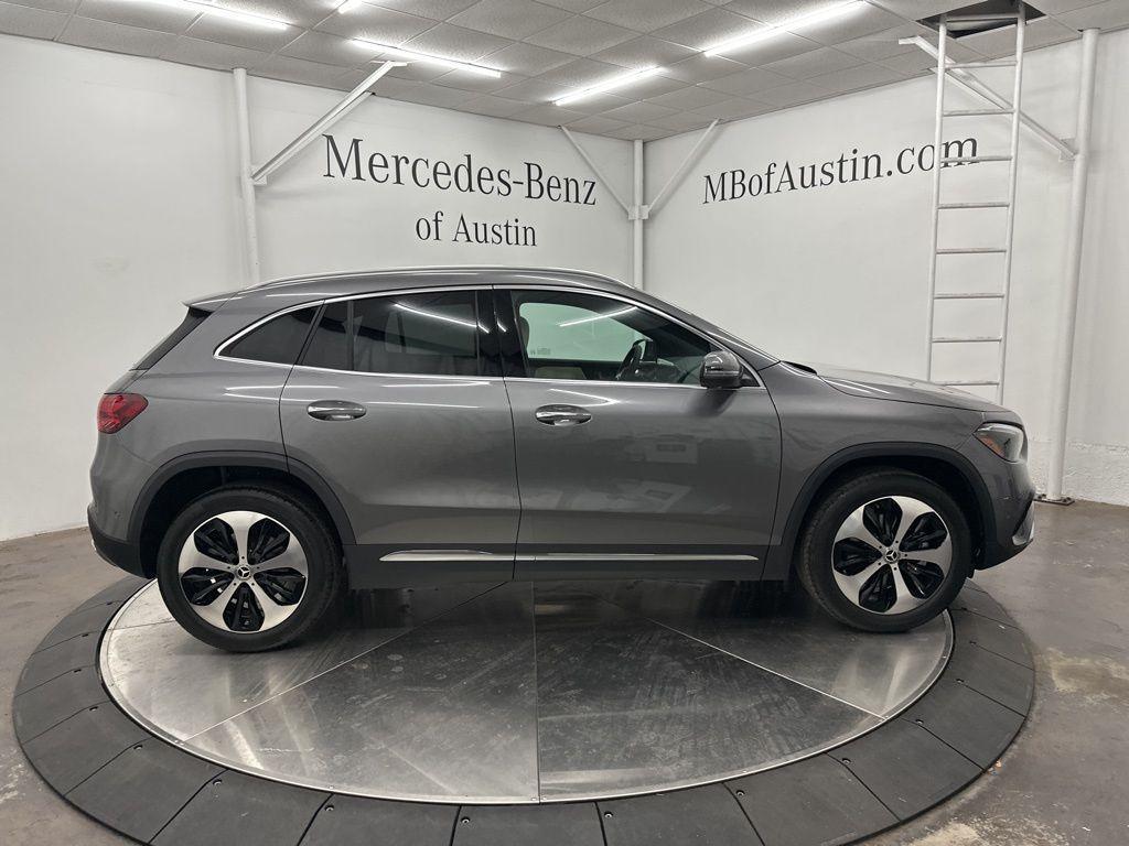 new 2025 Mercedes-Benz GLA 250 car, priced at $49,285