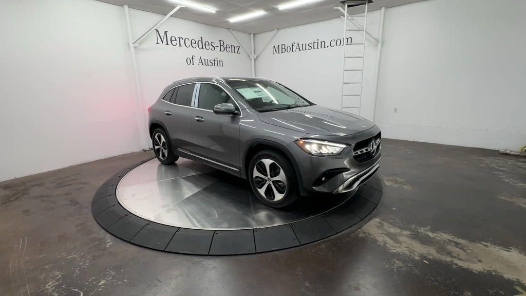 new 2025 Mercedes-Benz GLA 250 car, priced at $49,360