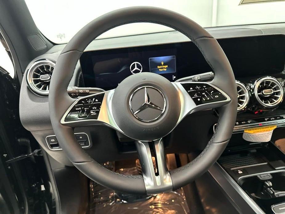 new 2024 Mercedes-Benz EQB 300 car, priced at $63,130