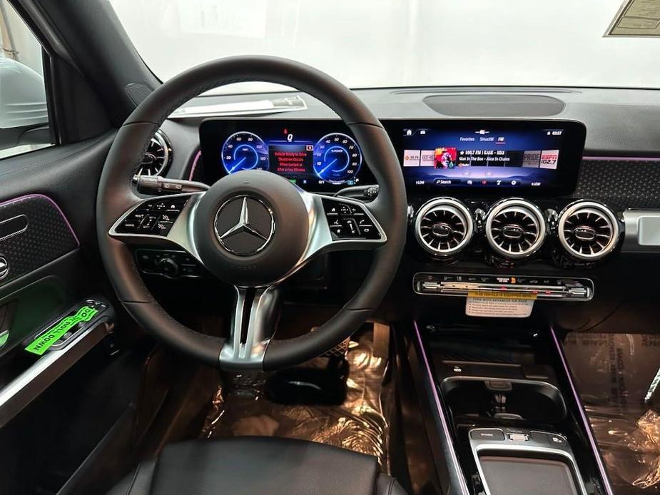 new 2024 Mercedes-Benz EQB 300 car, priced at $61,395