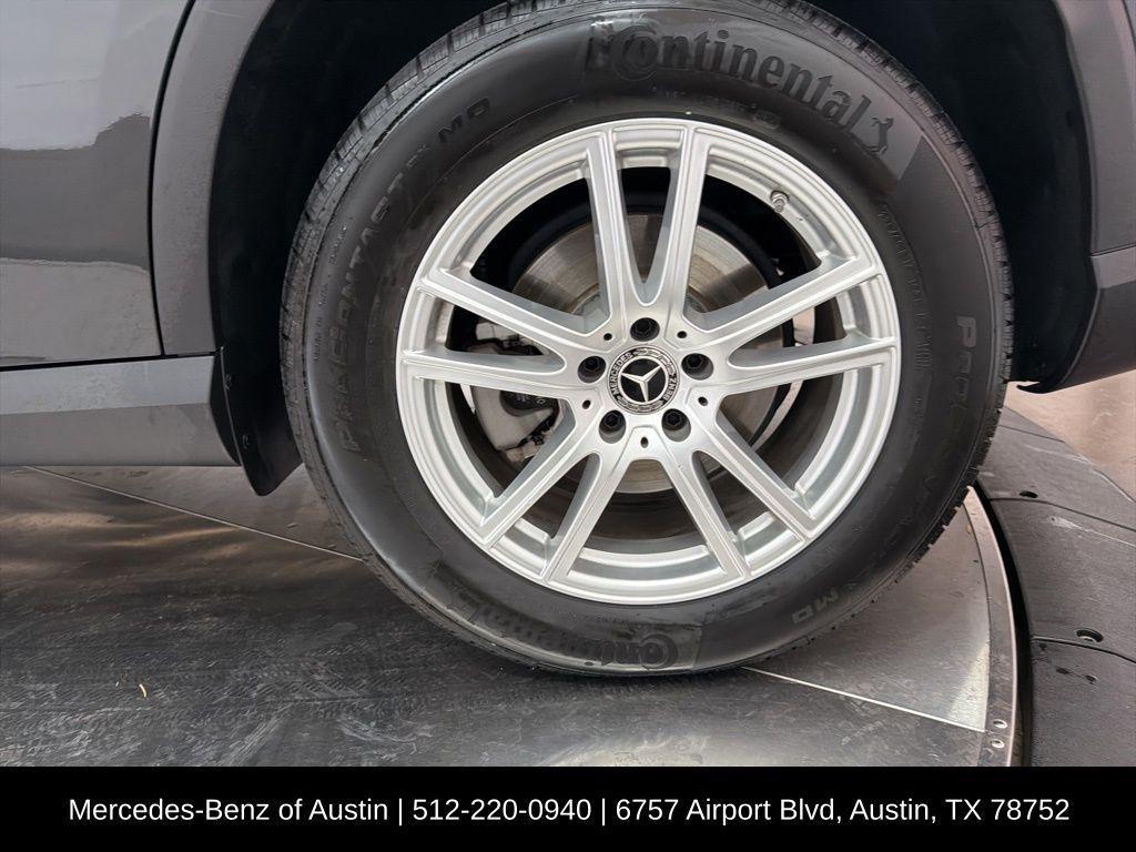 used 2025 Mercedes-Benz GLC 300 car, priced at $43,900