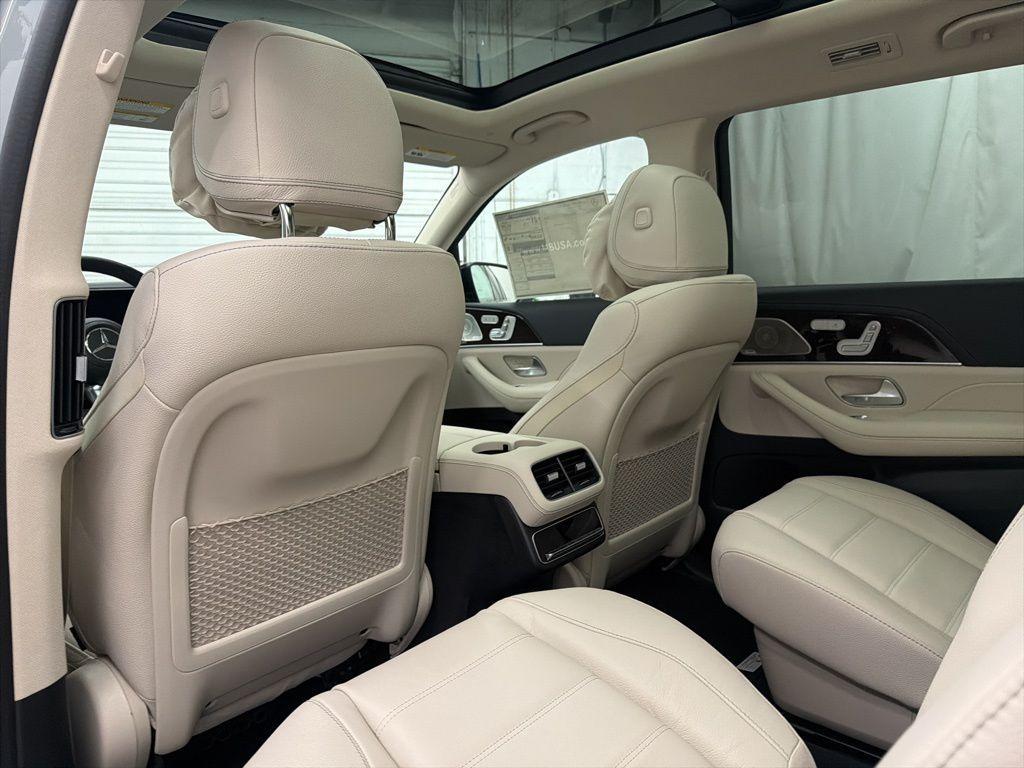 new 2026 Mercedes-Benz GLS 450 car, priced at $103,155