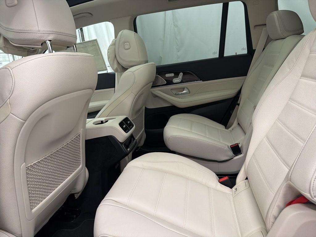 new 2026 Mercedes-Benz GLS 450 car, priced at $103,155