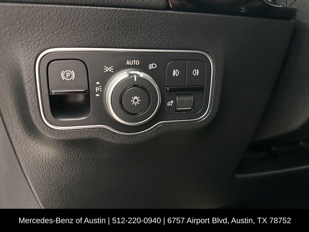 used 2025 Mercedes-Benz GLA 250 car, priced at $37,900