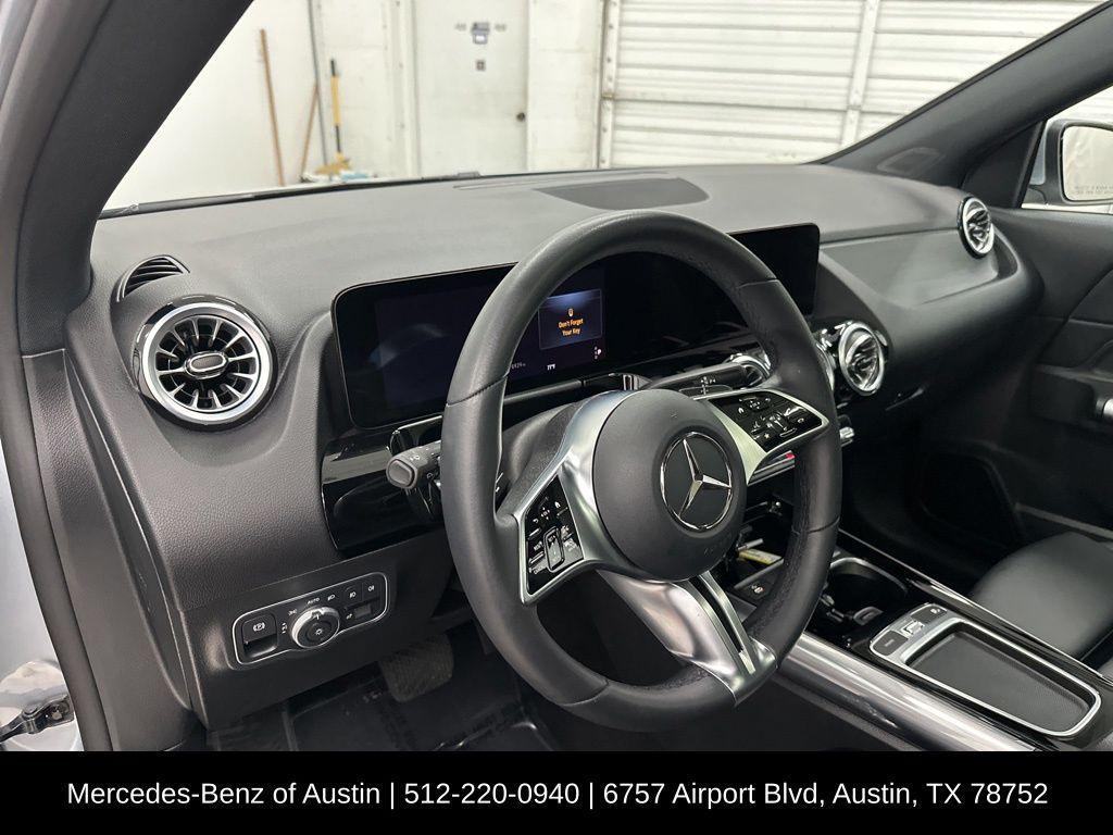 used 2025 Mercedes-Benz GLA 250 car, priced at $37,900