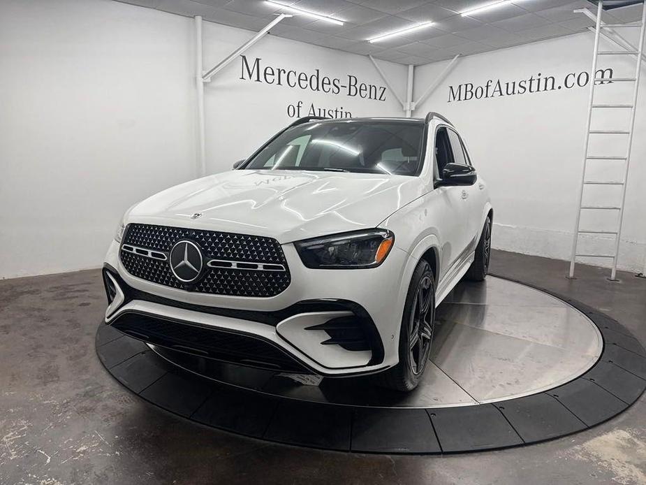 new 2025 Mercedes-Benz GLE 450 car, priced at $81,720