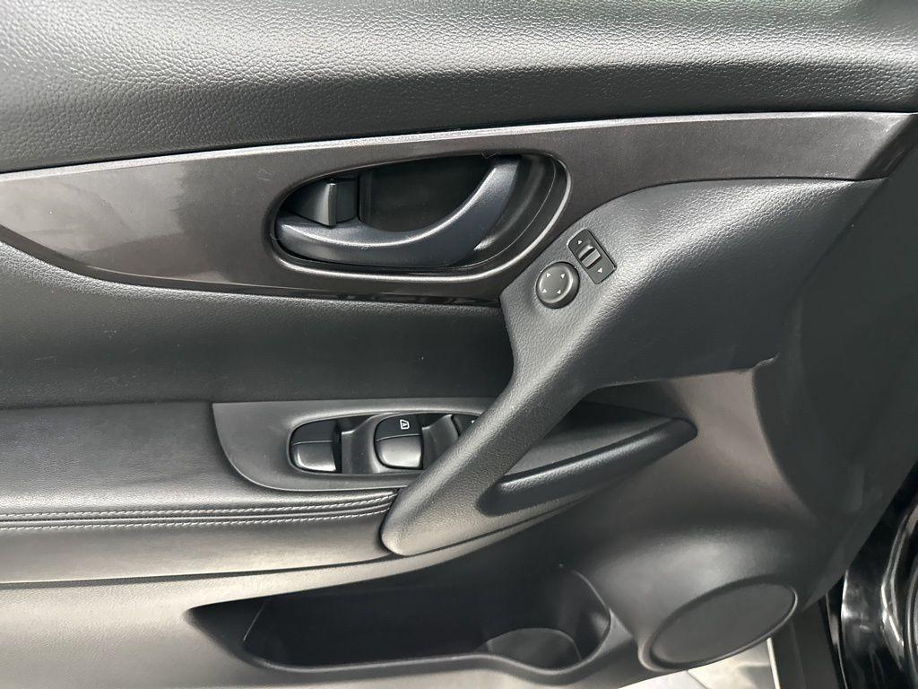 used 2020 Nissan Rogue car, priced at $14,900