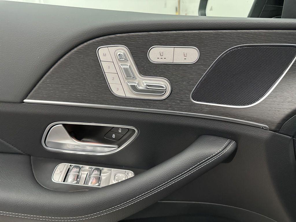 used 2025 Mercedes-Benz GLE 350 car, priced at $66,915
