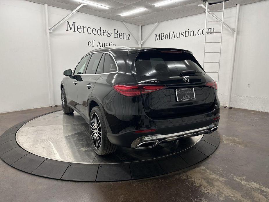 new 2025 Mercedes-Benz GLC 300 car, priced at $58,050