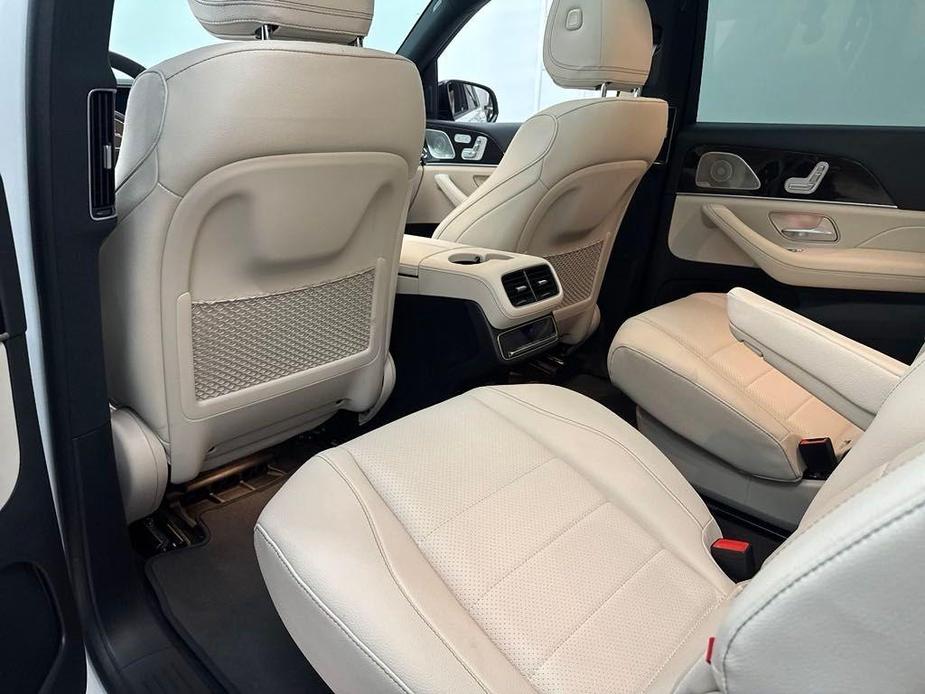 new 2025 Mercedes-Benz GLS 450 car, priced at $100,495