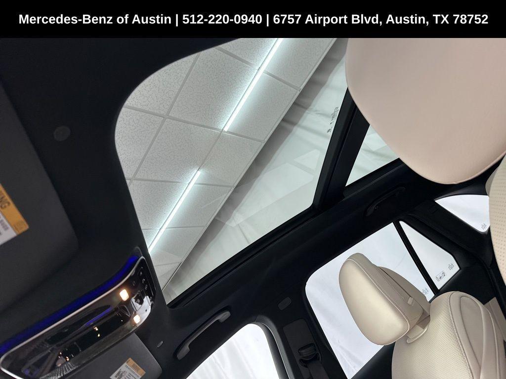 new 2025 Mercedes-Benz GLC 300 car, priced at $52,385