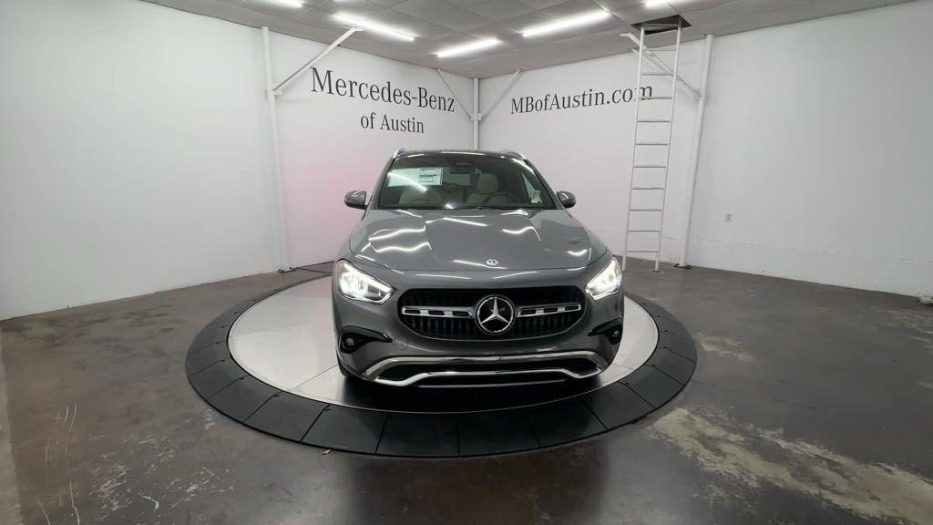 new 2025 Mercedes-Benz GLA 250 car, priced at $48,720