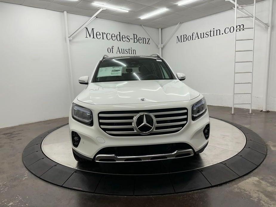 new 2025 Mercedes-Benz GLB 250 car, priced at $53,120