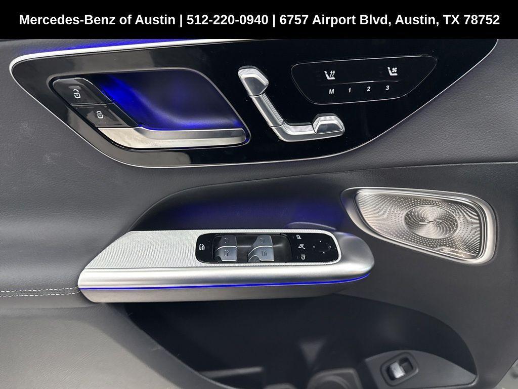new 2025 Mercedes-Benz GLC 300 car, priced at $70,515