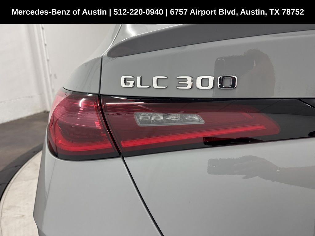 new 2025 Mercedes-Benz GLC 300 car, priced at $70,515