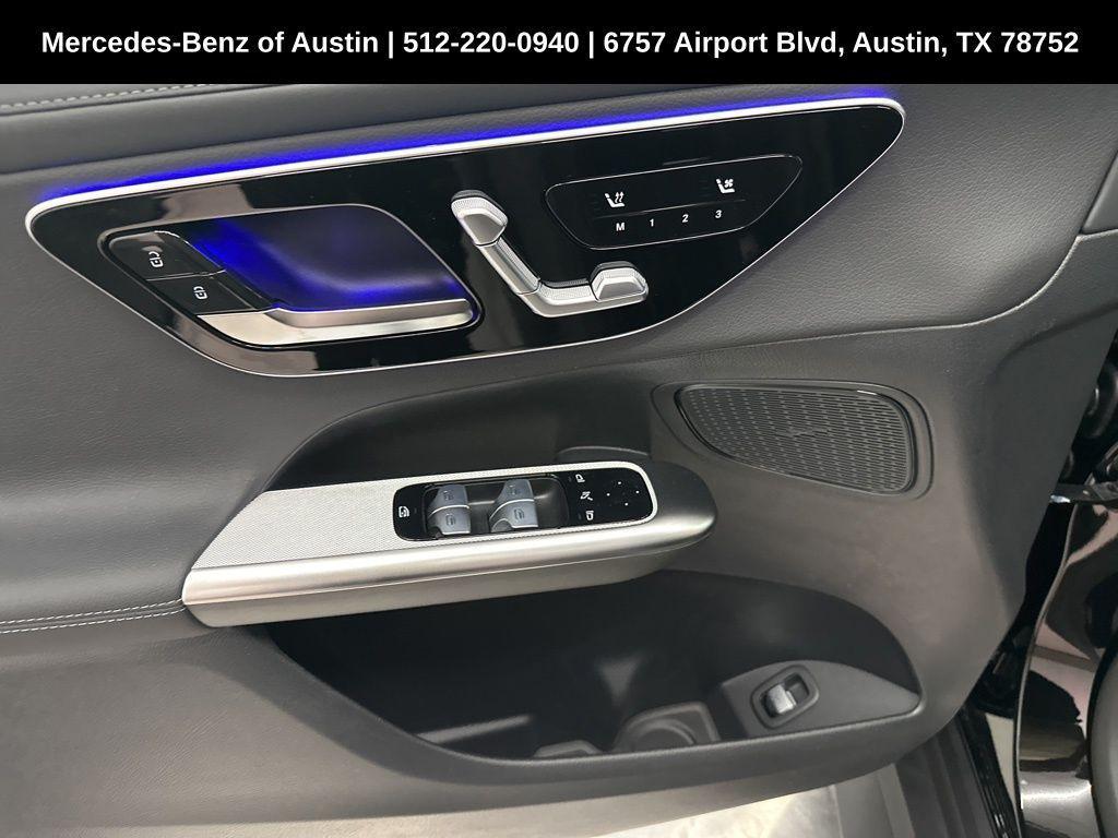 new 2025 Mercedes-Benz GLC 300 car, priced at $55,835