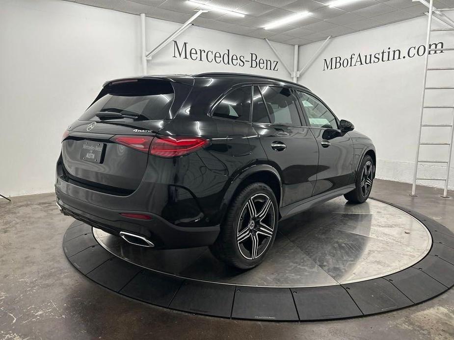 new 2025 Mercedes-Benz GLC 300 car, priced at $62,095