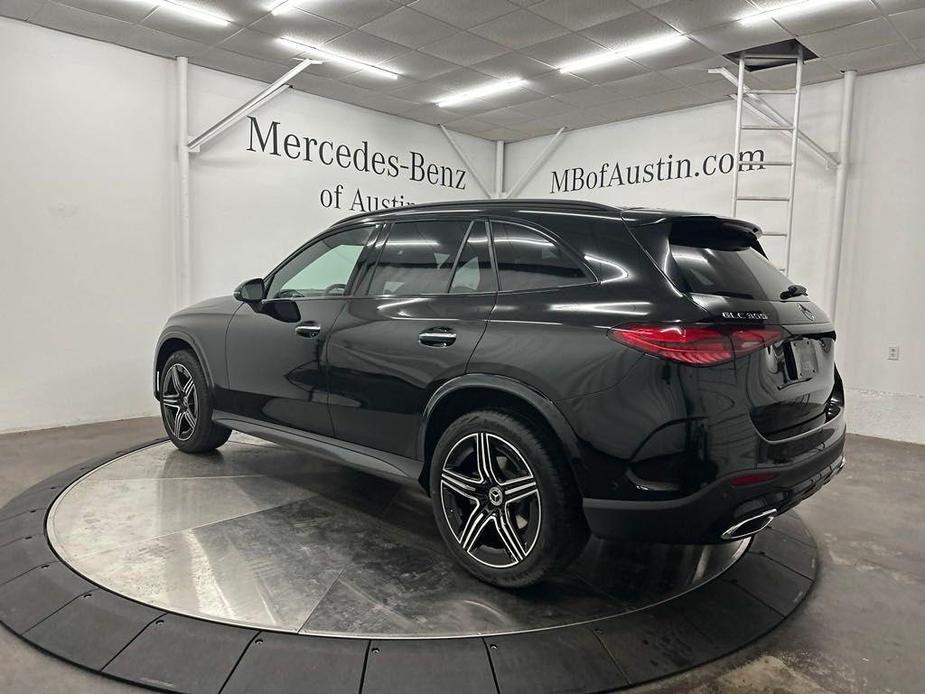 new 2025 Mercedes-Benz GLC 300 car, priced at $62,095