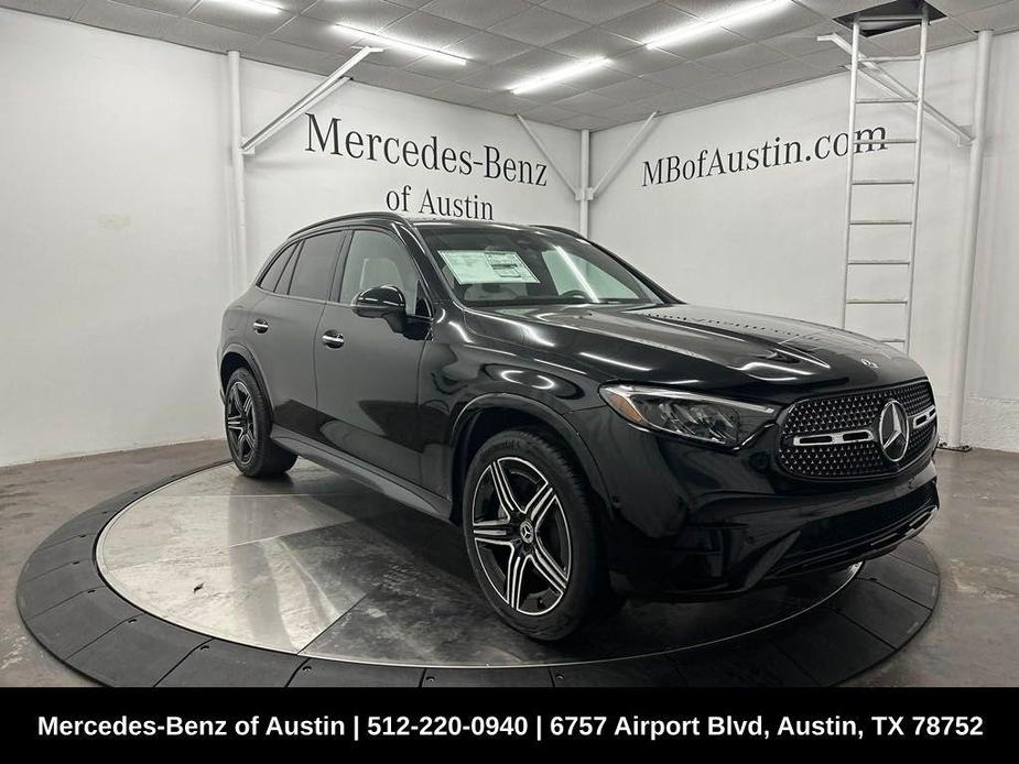 new 2025 Mercedes-Benz GLC 300 car, priced at $62,095