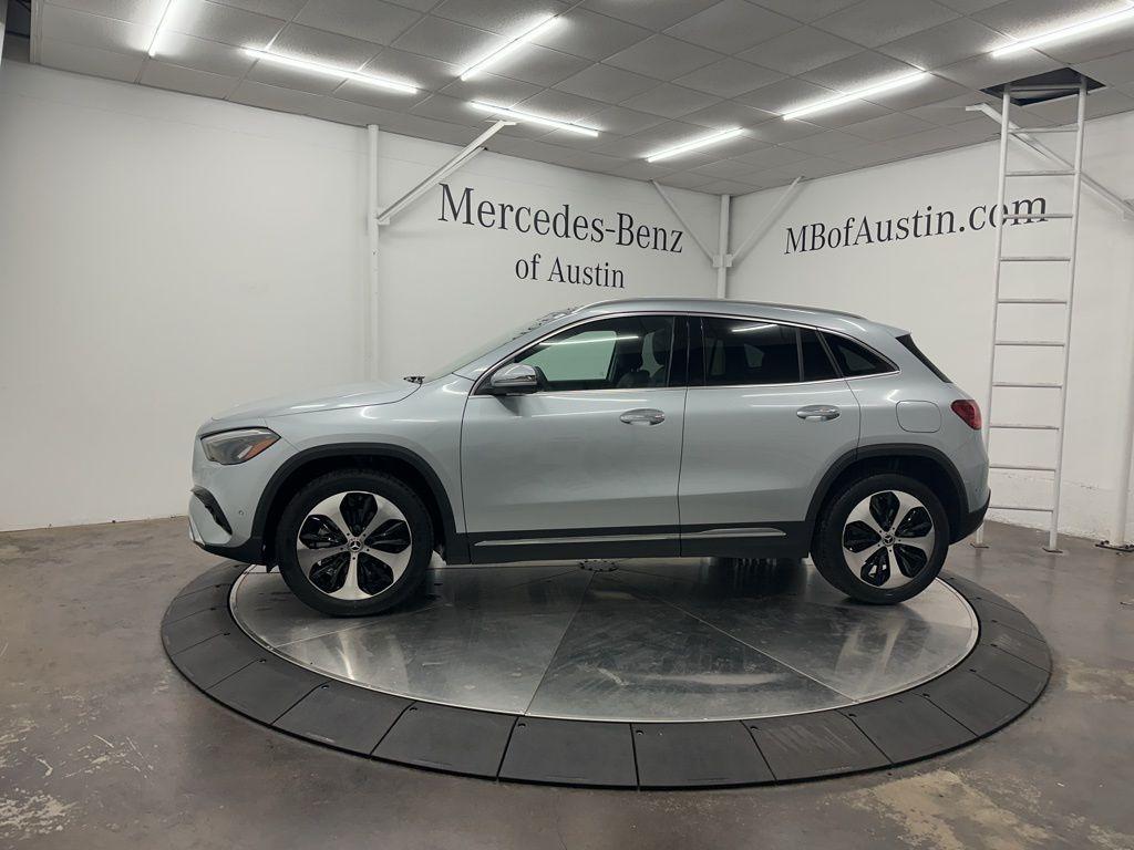 new 2025 Mercedes-Benz GLA 250 car, priced at $49,285