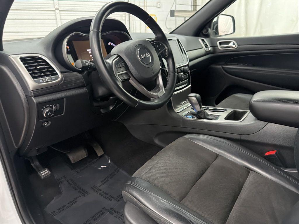 used 2021 Jeep Grand Cherokee car, priced at $14,900