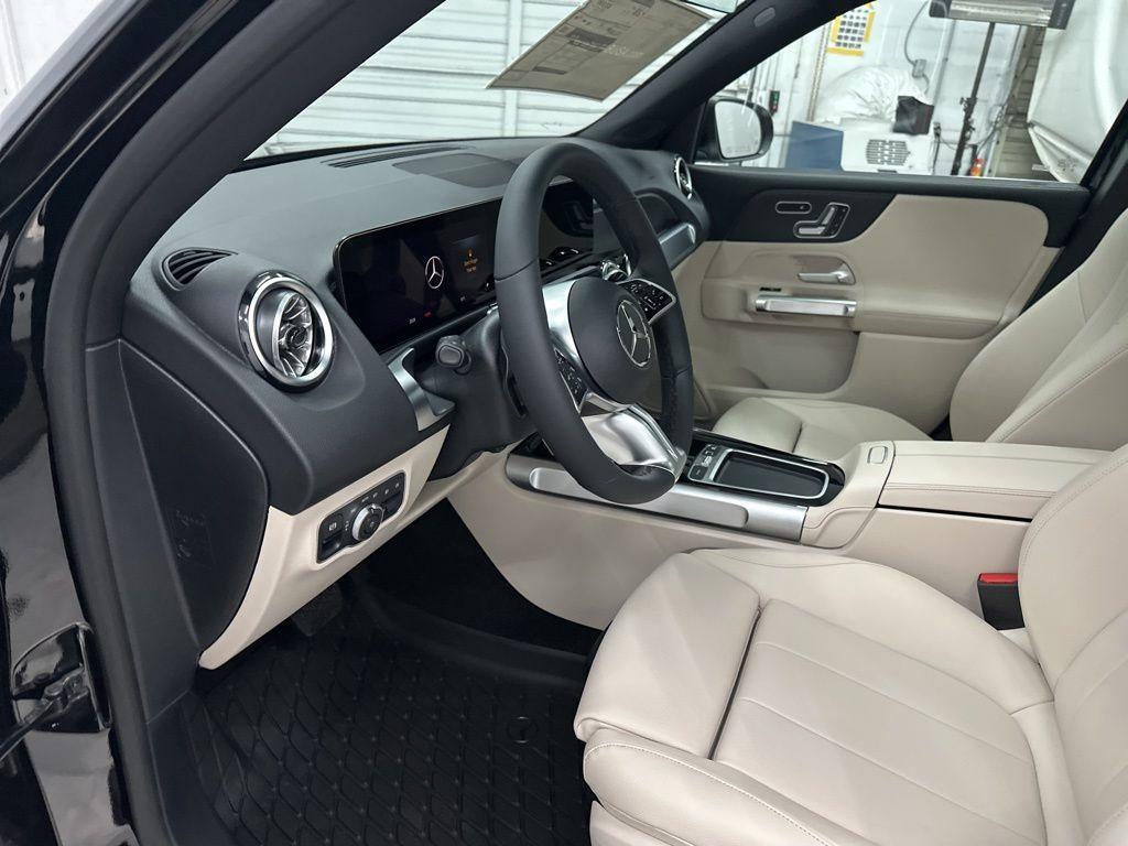 new 2026 Mercedes-Benz GLB 250 car, priced at $49,795