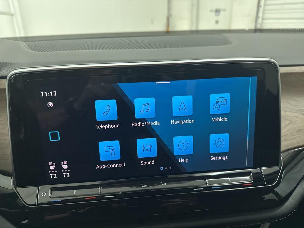 used 2024 Volkswagen Atlas car, priced at $29,900