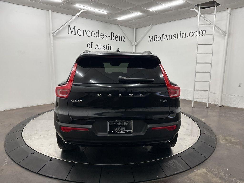 used 2022 Volvo XC40 car, priced at $25,500