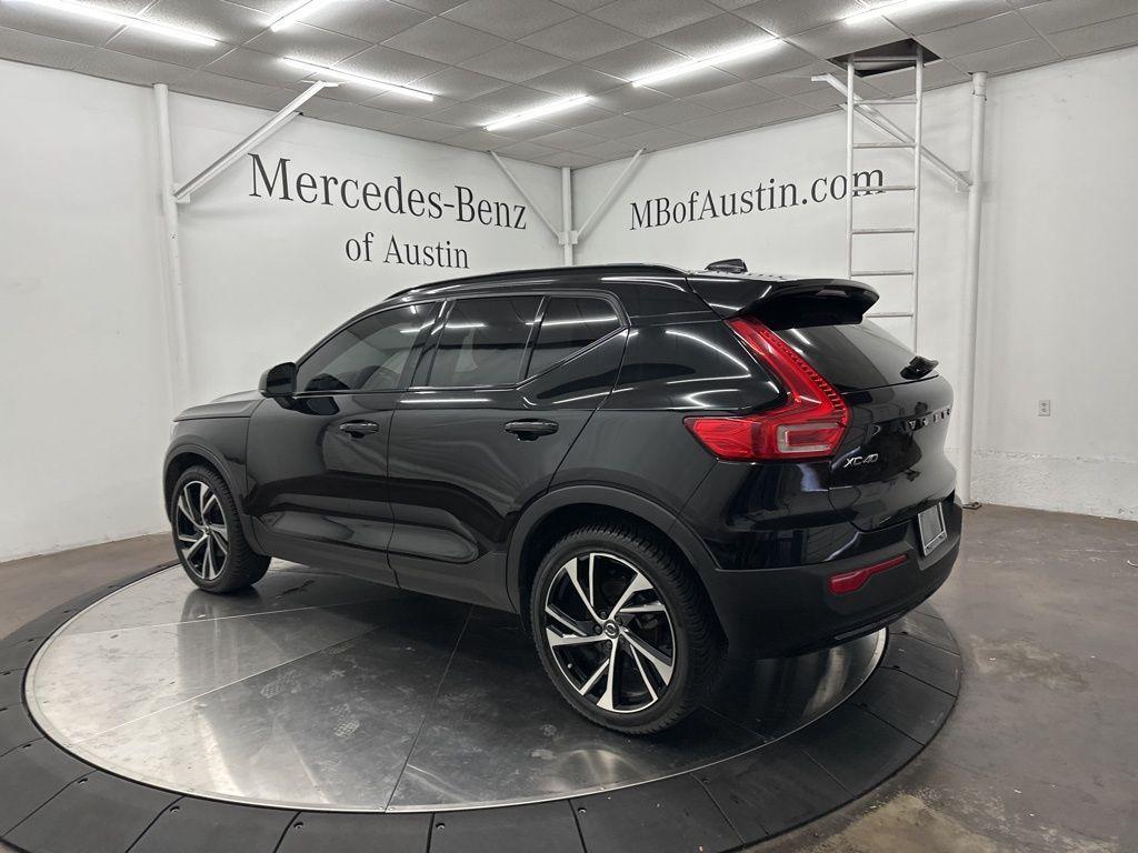 used 2022 Volvo XC40 car, priced at $25,500