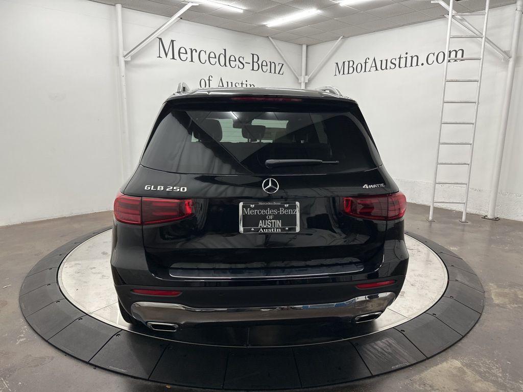 new 2026 Mercedes-Benz GLB 250 car, priced at $51,815