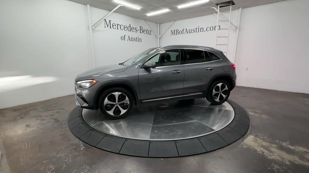 new 2025 Mercedes-Benz GLA 250 car, priced at $49,960