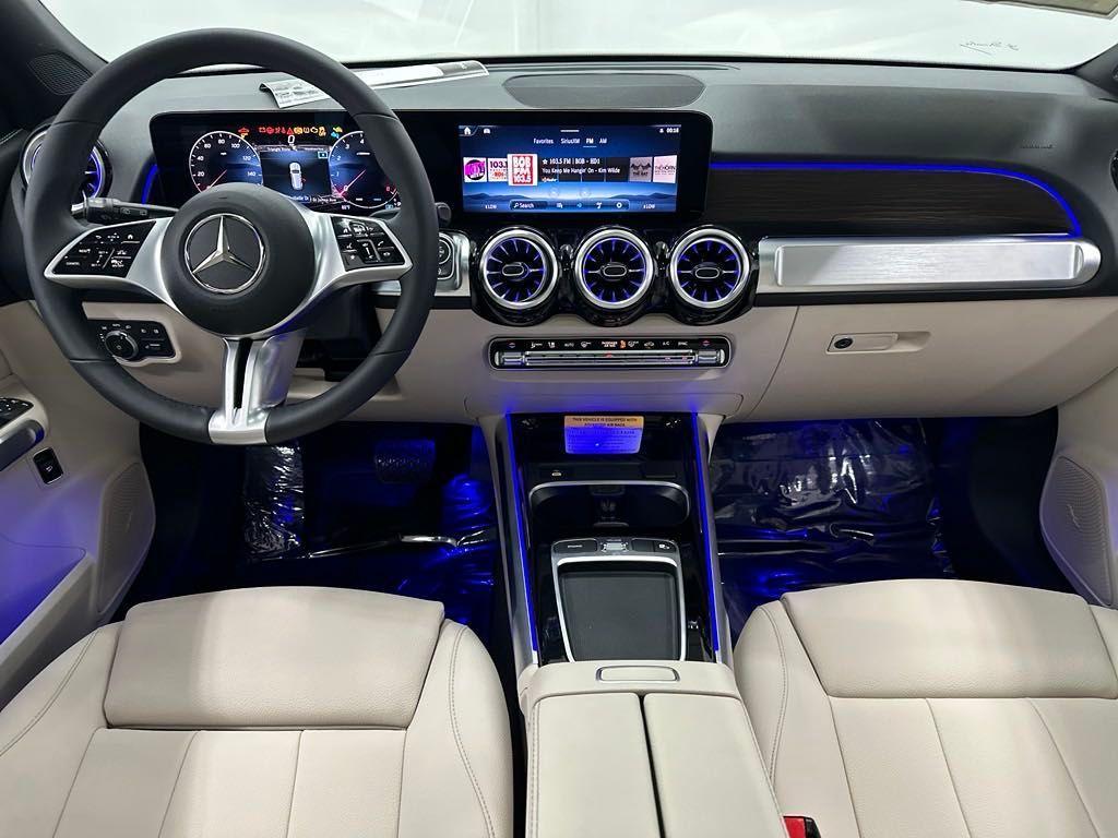 new 2025 Mercedes-Benz GLB 250 car, priced at $51,635