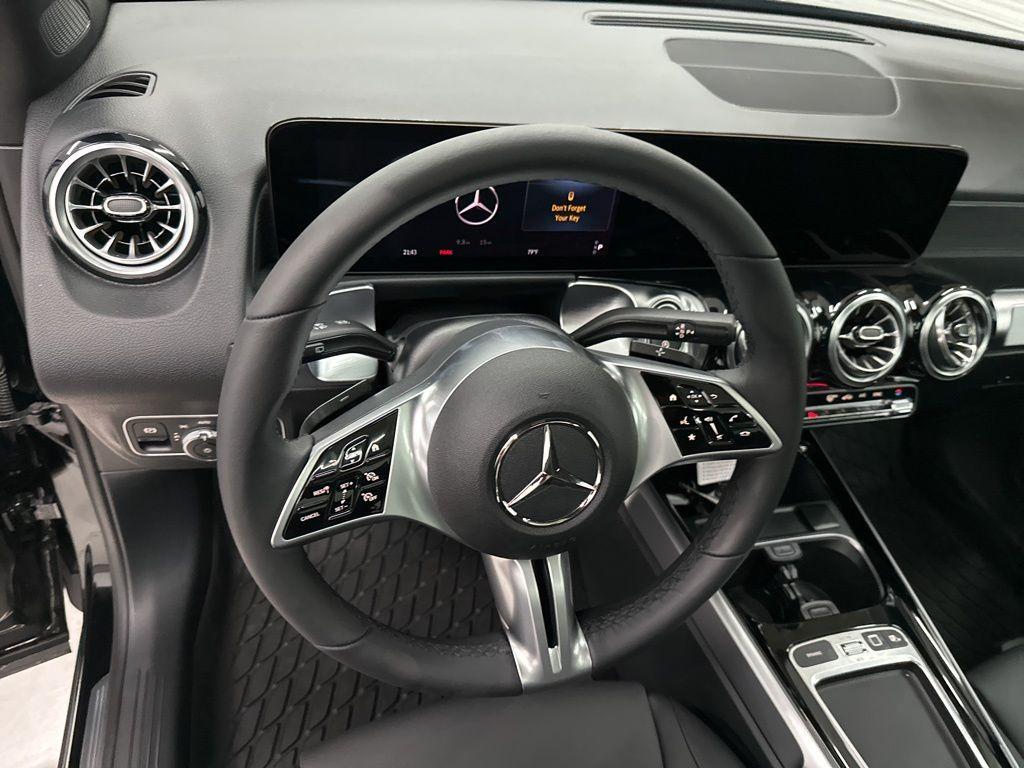 used 2025 Mercedes-Benz GLB 250 car, priced at $49,420